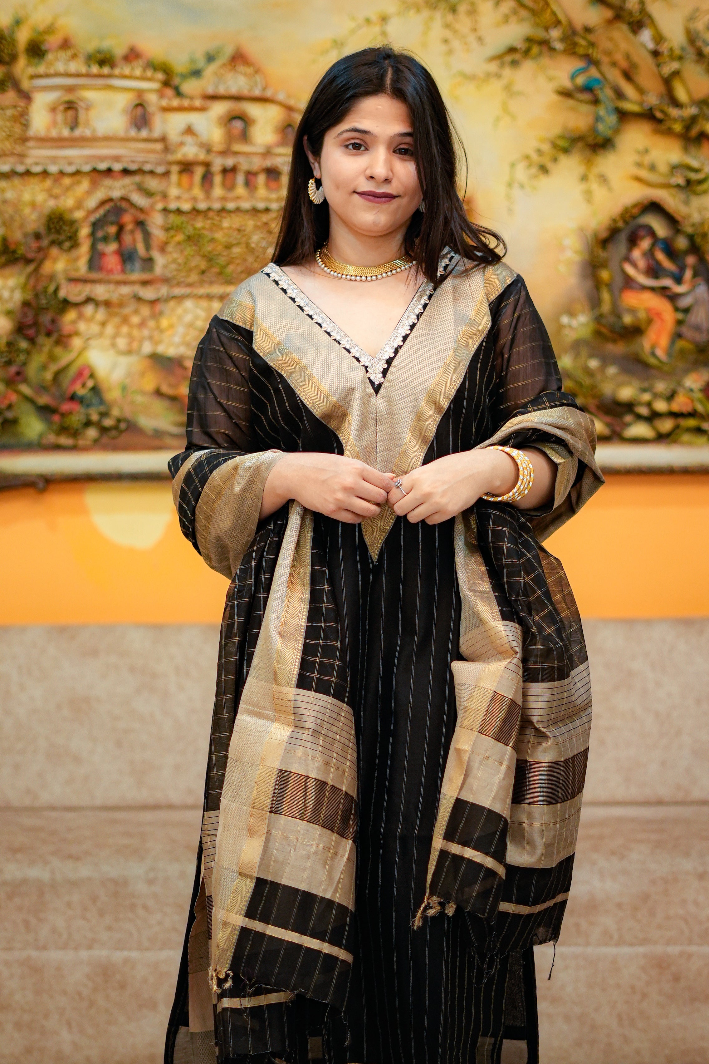 Black & Gold Maheshwari Kurta & Dupatta Set