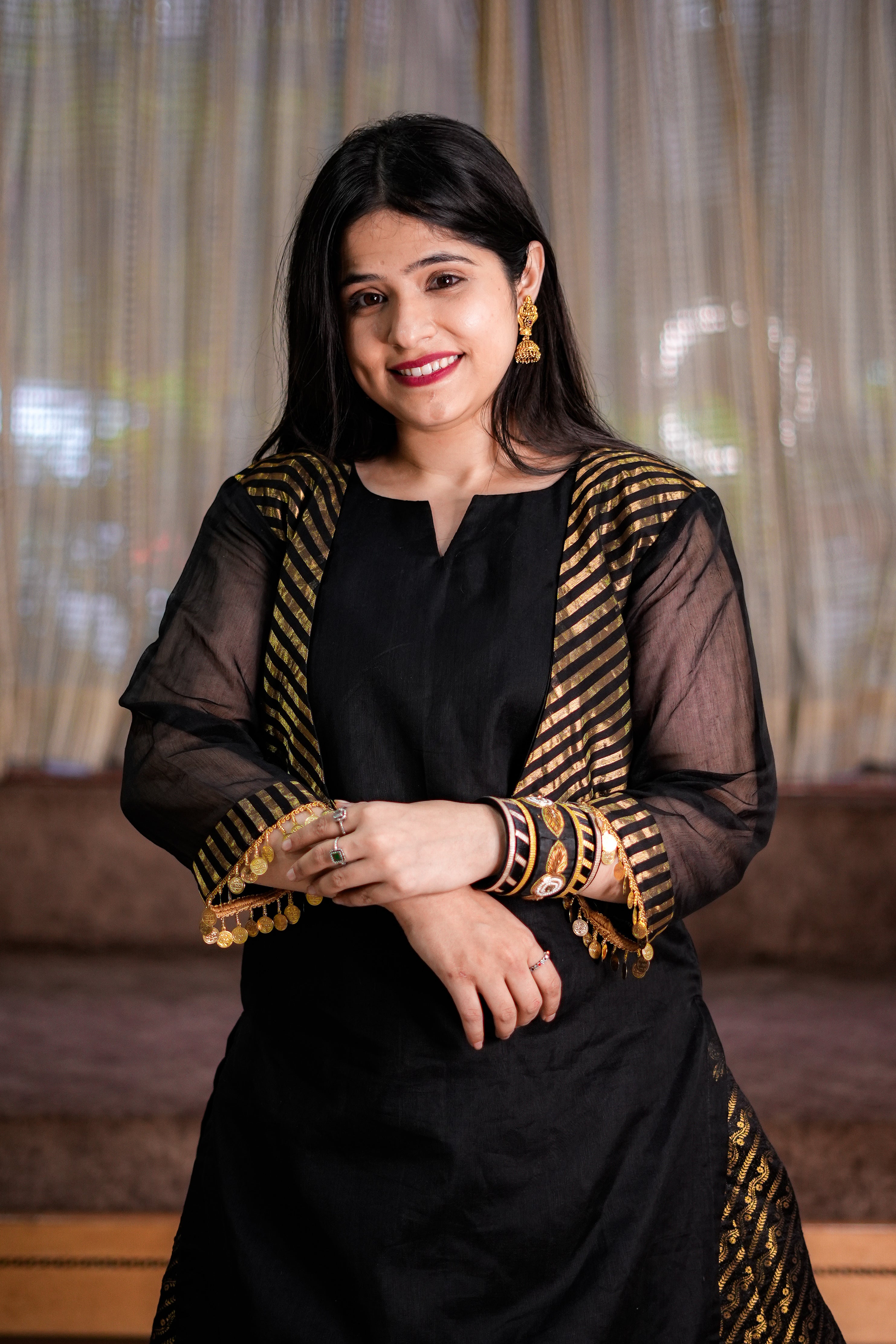 Black and Golden Maheshwari Handwoven Kurta