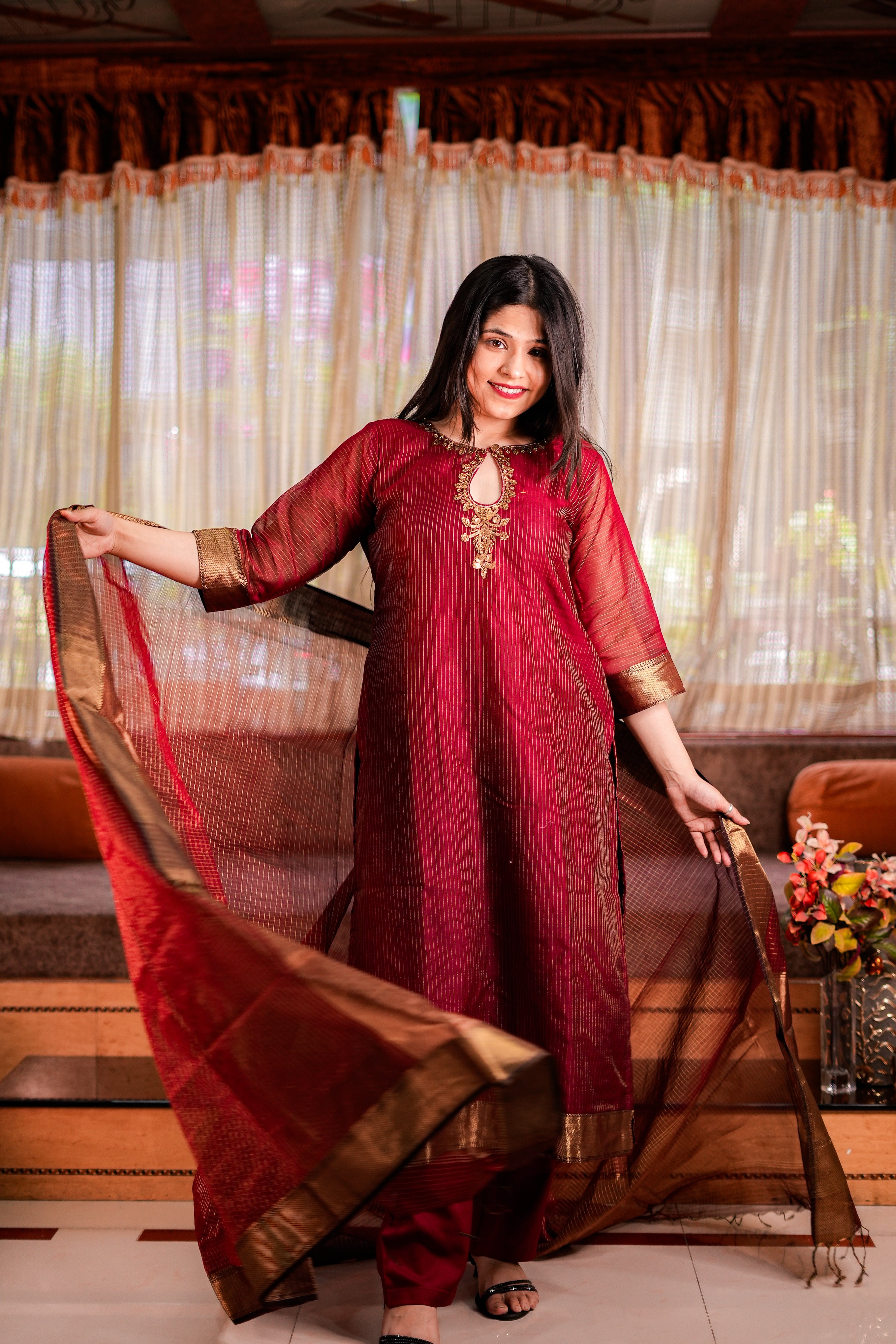 Red Maroon Maheshwari Handloom Kurta & Dupatta