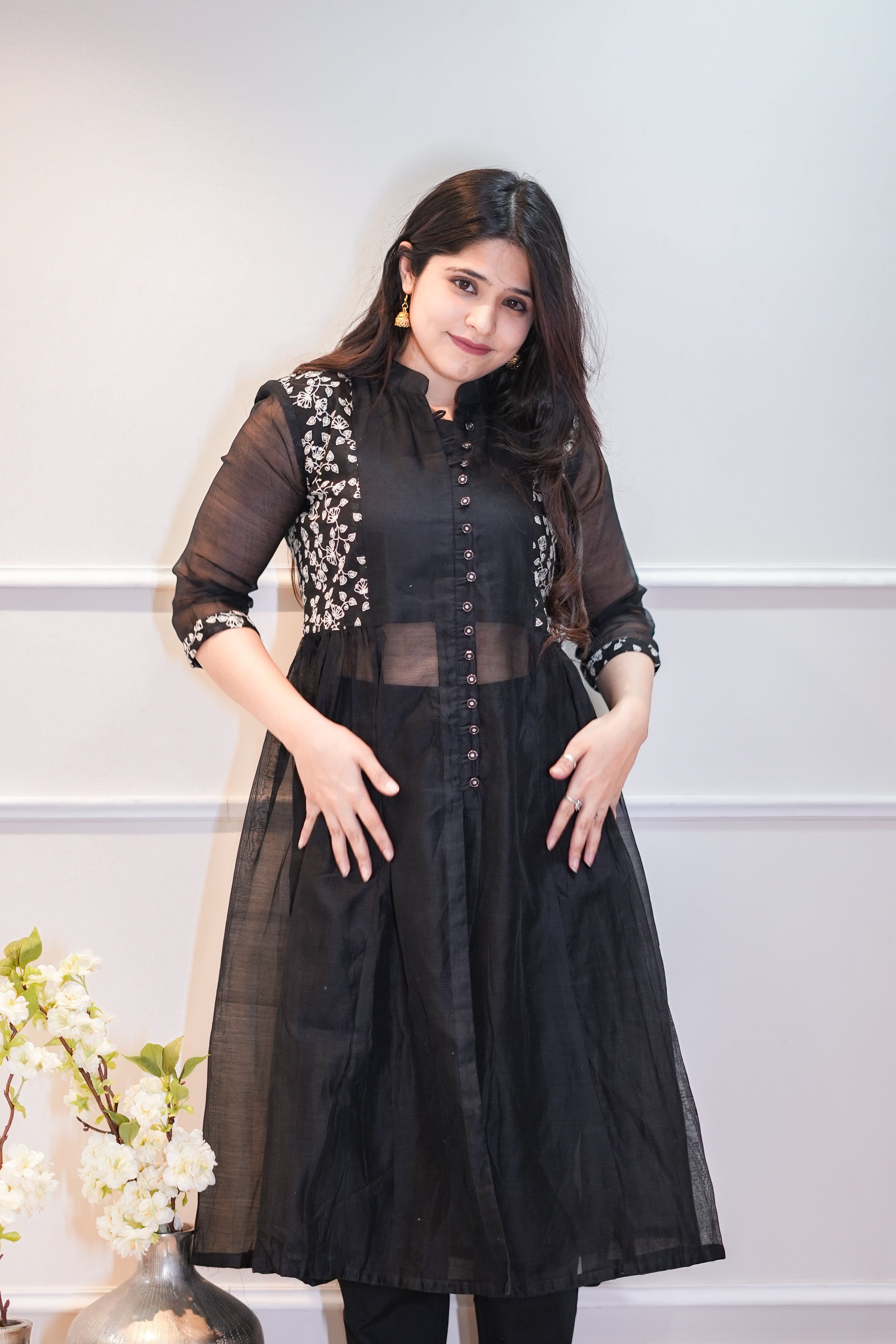 Black Maheshwari Handloom Kurta with Floral Embroidery