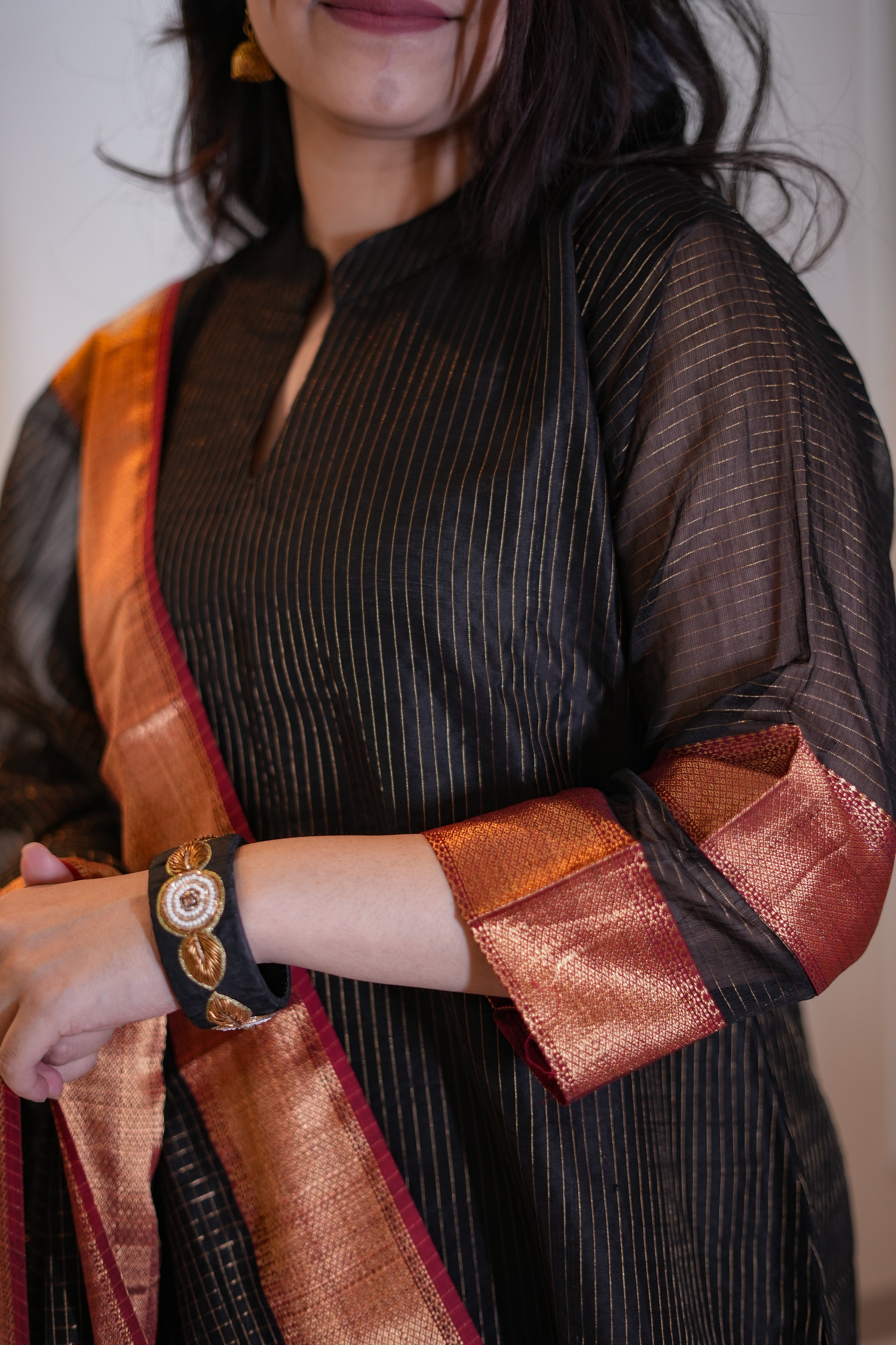 Black Kurta & Dupatta Set with Zari Lining and Checked Dupatta