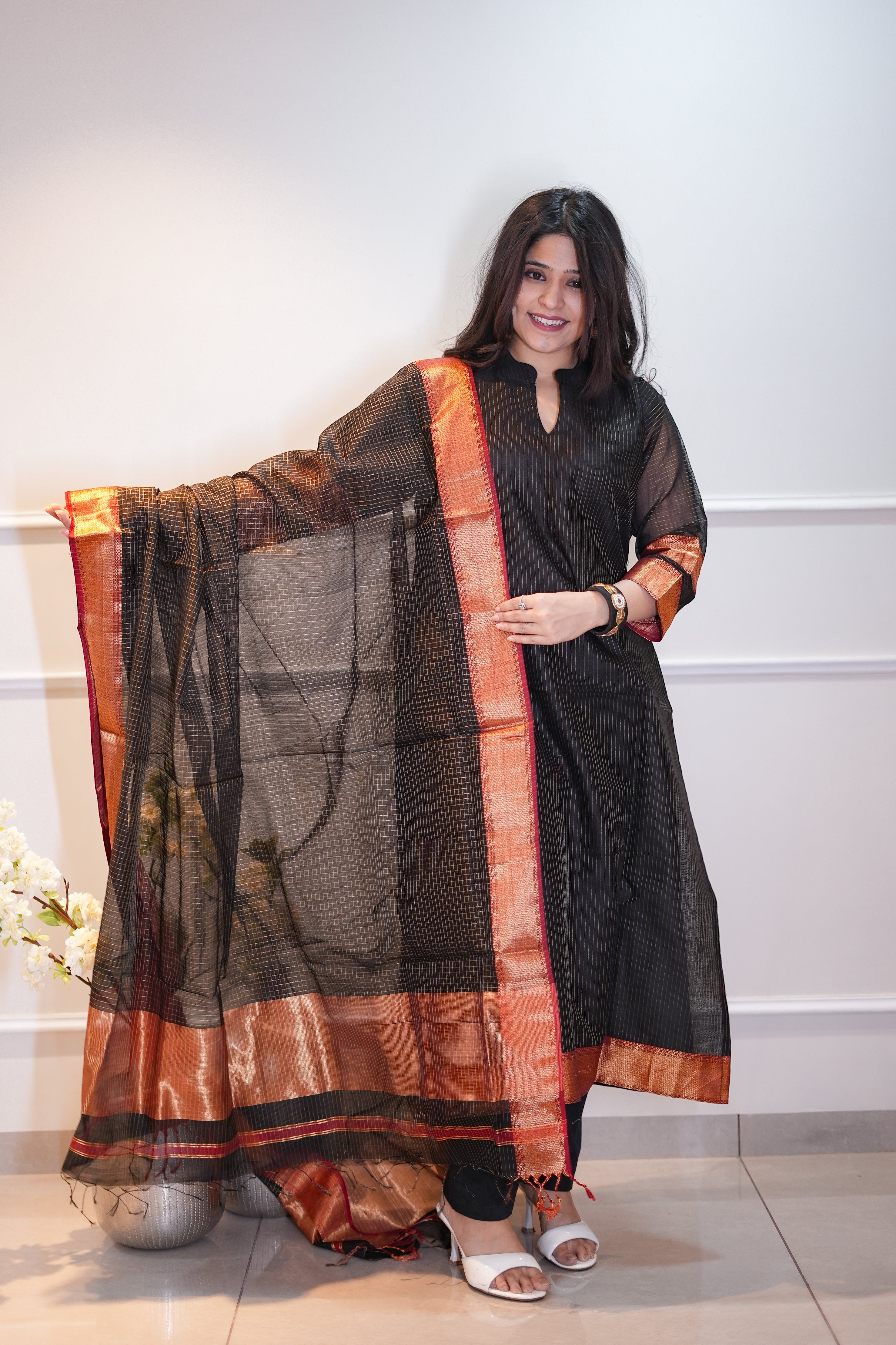 Black Kurta & Dupatta Set with Zari Lining and Checked Dupatta