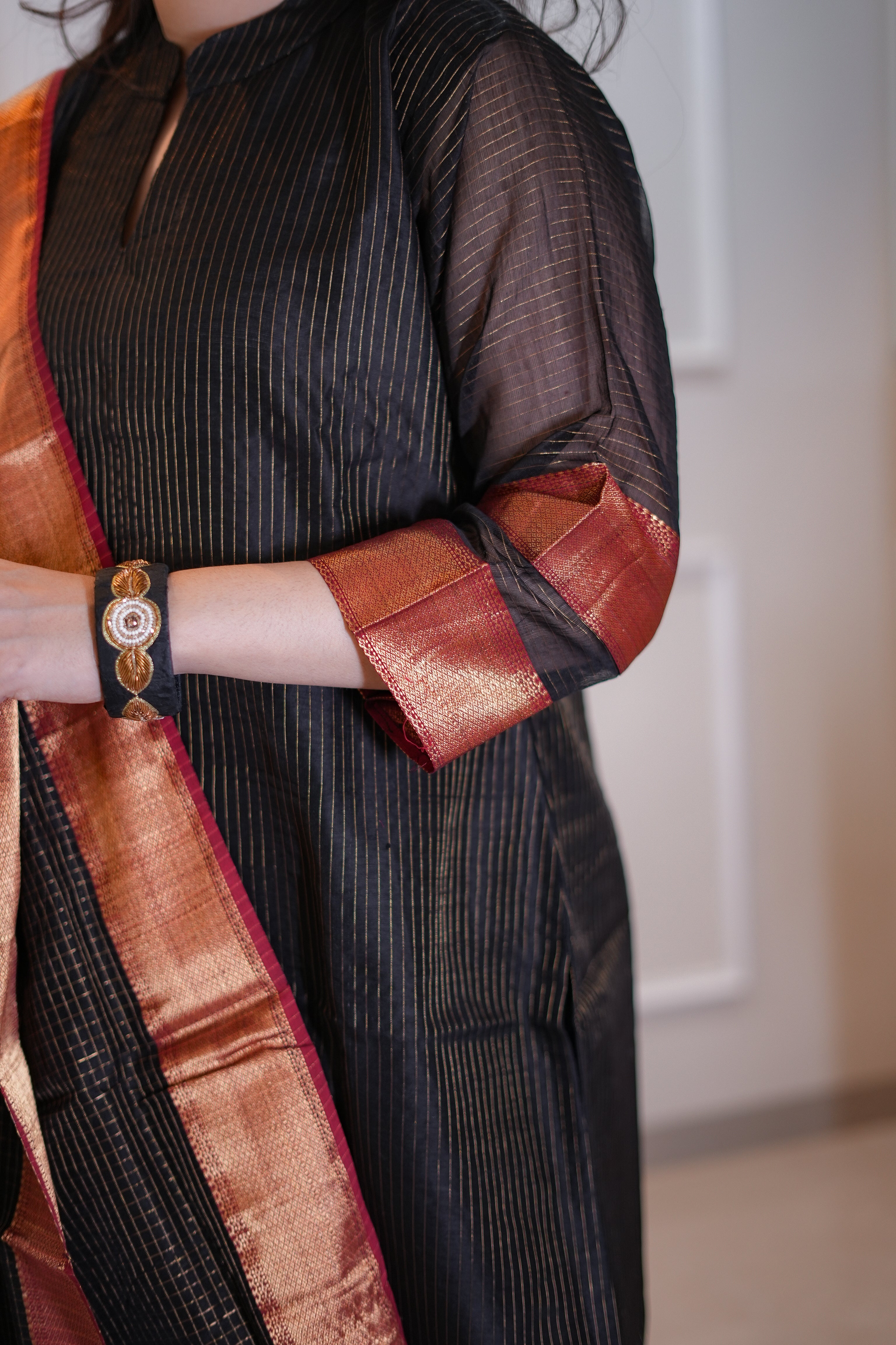 Black Kurta & Dupatta Set with Zari Lining and Checked Dupatta