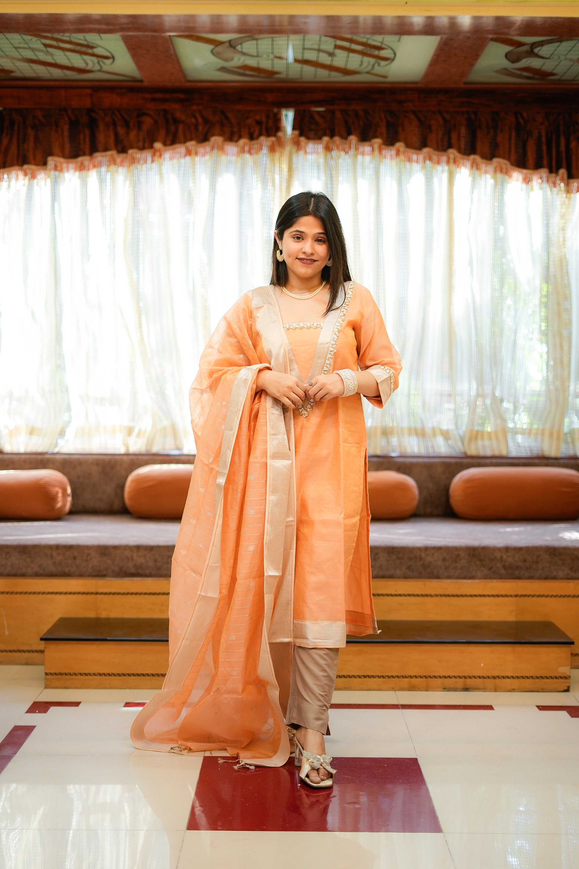 Peach Creme Maheshwari Handwoven Kurta & Dupatta