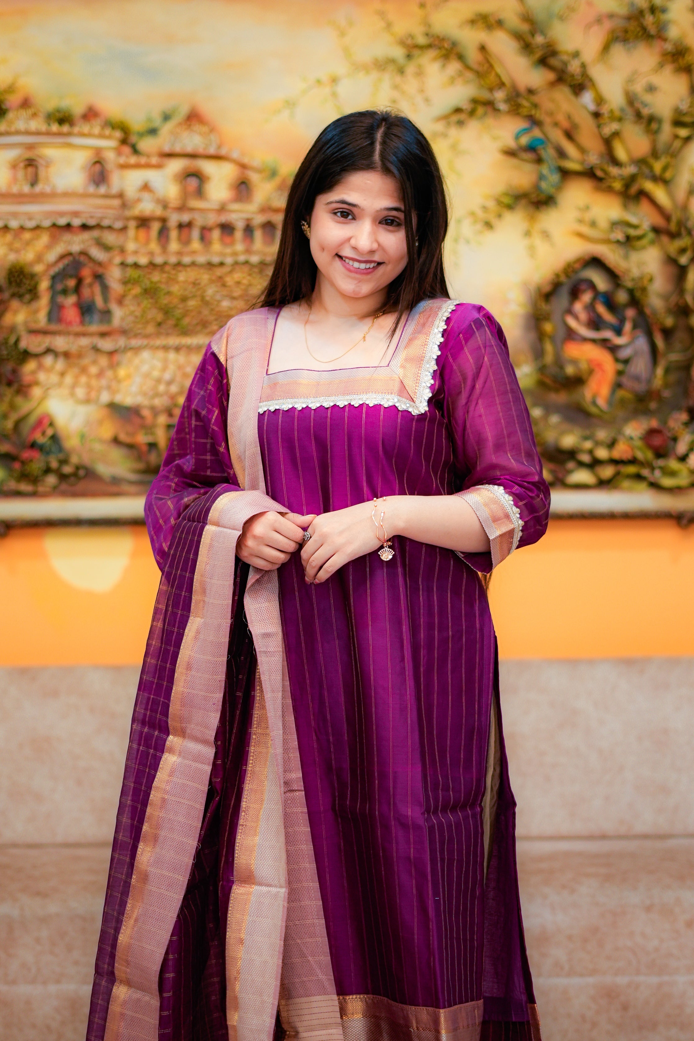 Magenta-Pink Maheshwari Handwoven Kurta & Dupatta