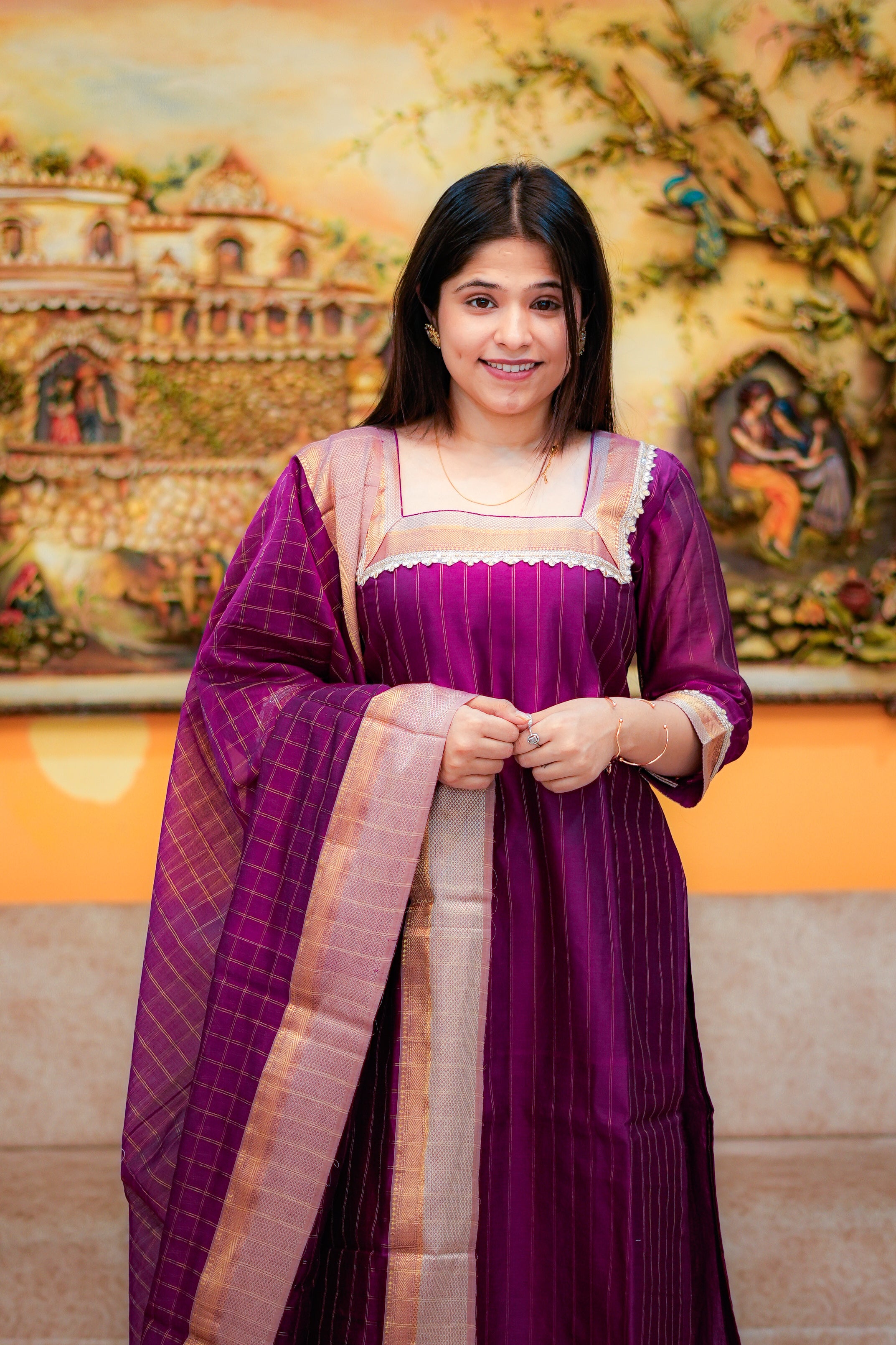 Magenta-Pink Maheshwari Handwoven Kurta & Dupatta